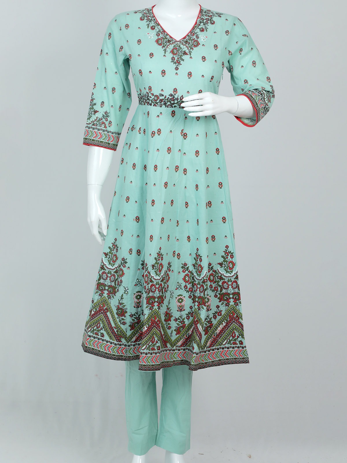 SALWAR SUIT