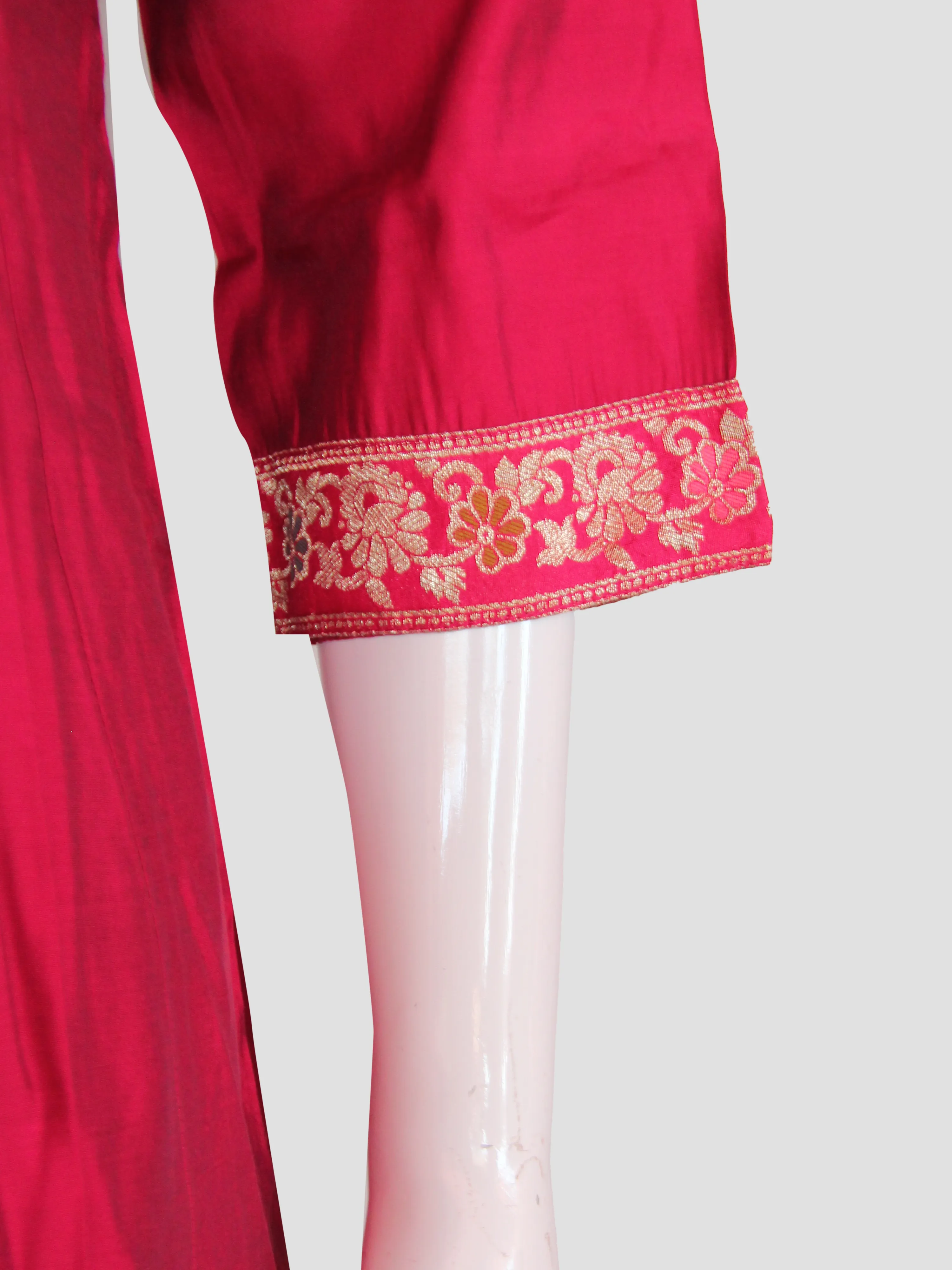 SALWAR SUIT